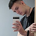 Знакомства: Денис, 24 года, Архангельск