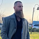 Знакомства: Csabi, 41 год, Cluj