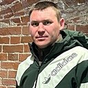Знакомства: Денис, 35 лет, Керчь