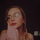 Знакомства: Арина, 20 лет, Санкт-Петербург