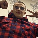 Знакомства: Антон, 21 год, Киев