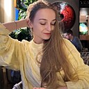 Знакомства: Ангелина, 27 лет, Москва