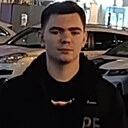 Знакомства: Максим, 19 лет, Москва