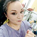 Знакомства: Карина, 47 лет, Симферополь