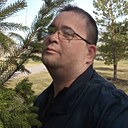 Знакомства: Антон, 21 год, Рудный