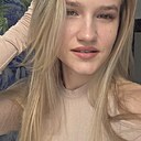 Знакомства: Ксения, 23 года, Воронеж