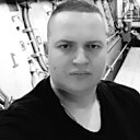 Знакомства: Максим, 33 года, Керчь