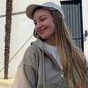 Знакомства: Юлия, 21 год, Москва