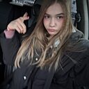 Знакомства: Елизавета, 19 лет, Кемерово