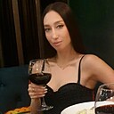 Знакомства: Евгения, 38 лет, Артем