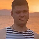 Знакомства: Павел, 25 лет, Владивосток