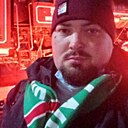 Знакомства: Артём, 34 года, Темрюк