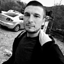 Знакомства: Максим, 34 года, Симферополь