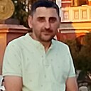 Знакомства: Артём, 31 год, Люберцы