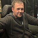 Знакомства: Павел, 30 лет, Курган