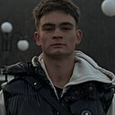 Знакомства: Макс, 18 лет, Кострома