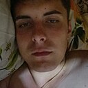 Знакомства: Олег, 23 года, Лабинск