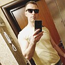 Знакомства: Макс, 35 лет, Псков
