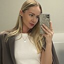 Знакомства: Анастасия, 34 года, Омск