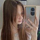 Знакомства: Алина, 20 лет, Санкт-Петербург