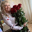 Знакомства: Лена, 35 лет, Донецк