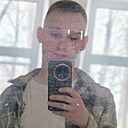 Знакомства: Денис, 27 лет, Красногорск