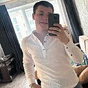 Знакомства: Евгений, 23 года, Серов