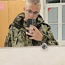 Знакомства: Артём, 19 лет, Санкт-Петербург
