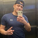 Знакомства: Макс, 25 лет, Санкт-Петербург
