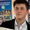 Знакомства: Илья, 19 лет, Барановичи