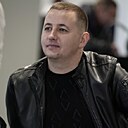 Знакомства: Максим, 31 год, Омск