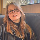 Знакомства: Виктория, 18 лет, Ижевск
