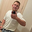 Знакомства: Максим, 25 лет, Екатеринбург