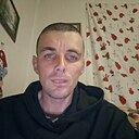 Знакомства: Максим, 32 года, Феодосия