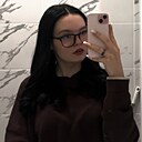 Знакомства: Ульяна, 18 лет, Краснодар