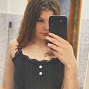 Знакомства: Ксения, 19 лет, Тюмень