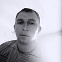 Знакомства: Макс, 35 лет, Миллерово