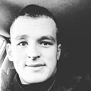 Знакомства: Кирилл, 27 лет, Тюмень