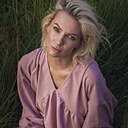 Знакомства: Настя, 35 лет, Москва
