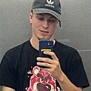 Знакомства: Кирилл, 23 года, Симферополь