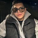 Знакомства: Макс, 21 год, Алматы