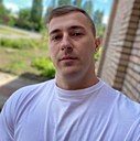 Знакомства: Игорь, 27 лет, Макеевка