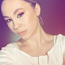 Знакомства: Алина, 23 года, Воткинск