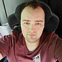 Знакомства: Максим, 31 год, Солигорск