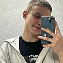Знакомства: Дмитрий, 22 года, Луга