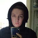 Знакомства: Максим, 20 лет, Карпогоры