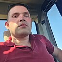 Знакомства: Алексей, 24 года, Снежное