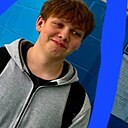 Знакомства: Илья, 20 лет, Курган