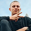 Знакомства: Юрий, 23 года, Курчатов