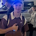 Знакомства: Илья, 18 лет, Владимир